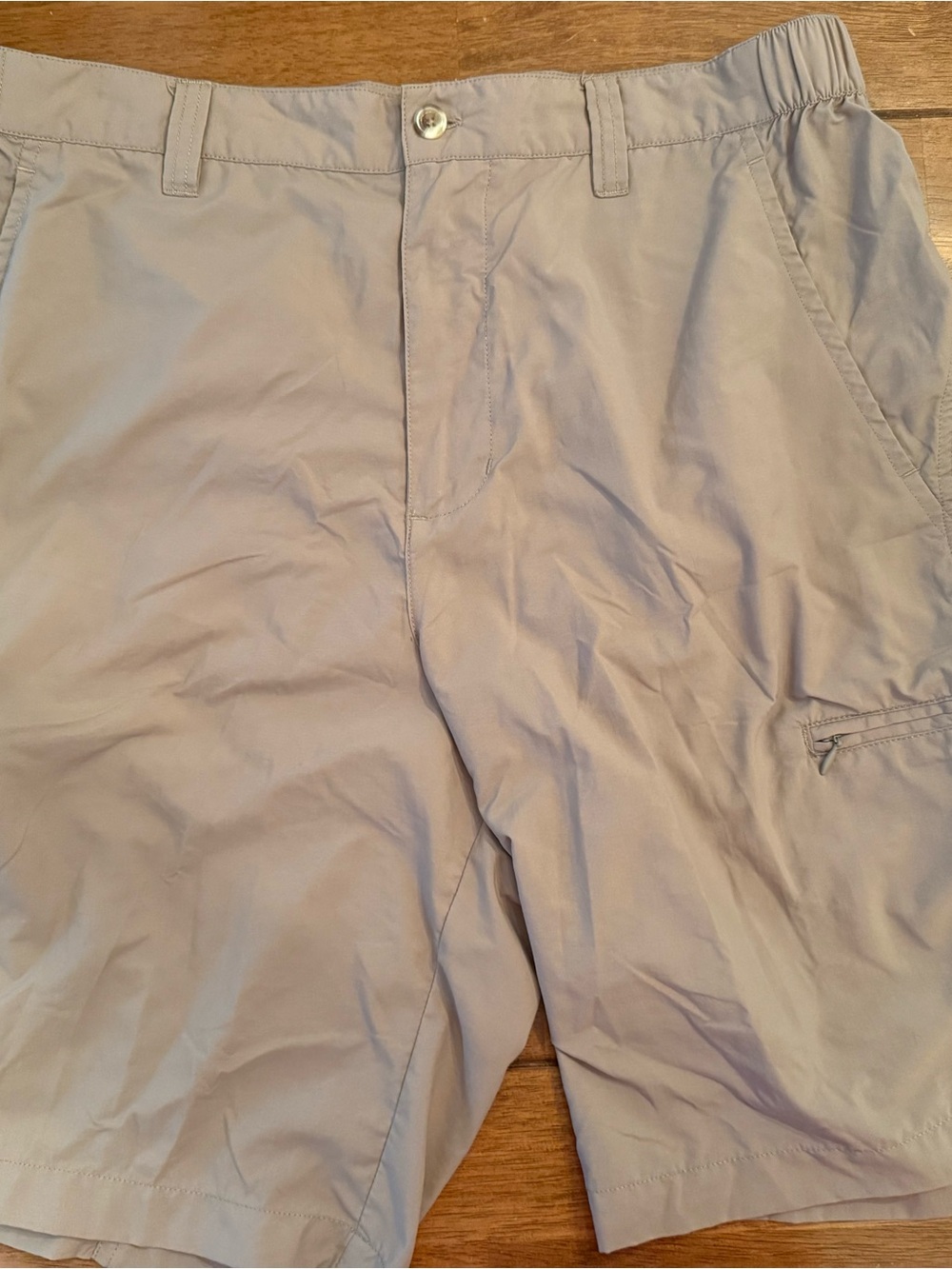 Magellan's Travel Gear Khaki Nylon Cargo Shorts Women’s Size 14 Lightweight